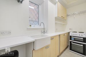 Annexe Kitchen- click for photo gallery